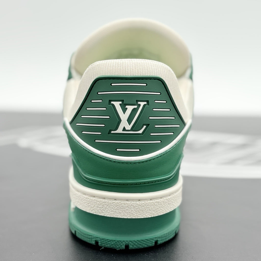 Size 7 LV (8-8.5 US) Louis Vuitton LV Trainer ' Green ' | EXCELLENT!