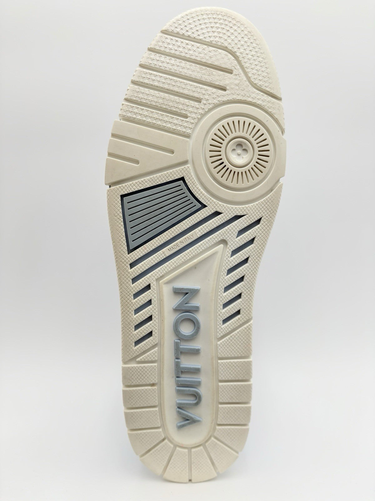 Size 11 LV (12-12.5 US) Louis Vuitton Trainer ' Light Blue White ' | GREAT COND!