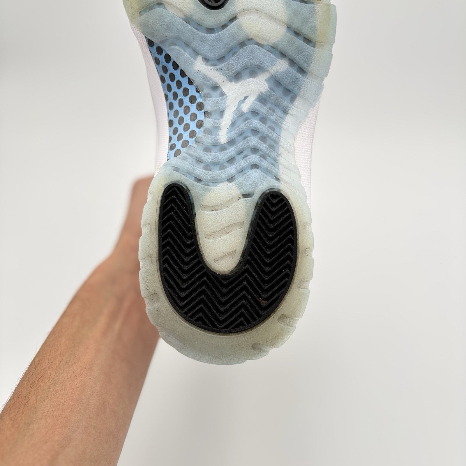 Size 11 - Air Jordan 11 Retro 2024 Legend Blue / Columbia | GOOD CONDITION!
