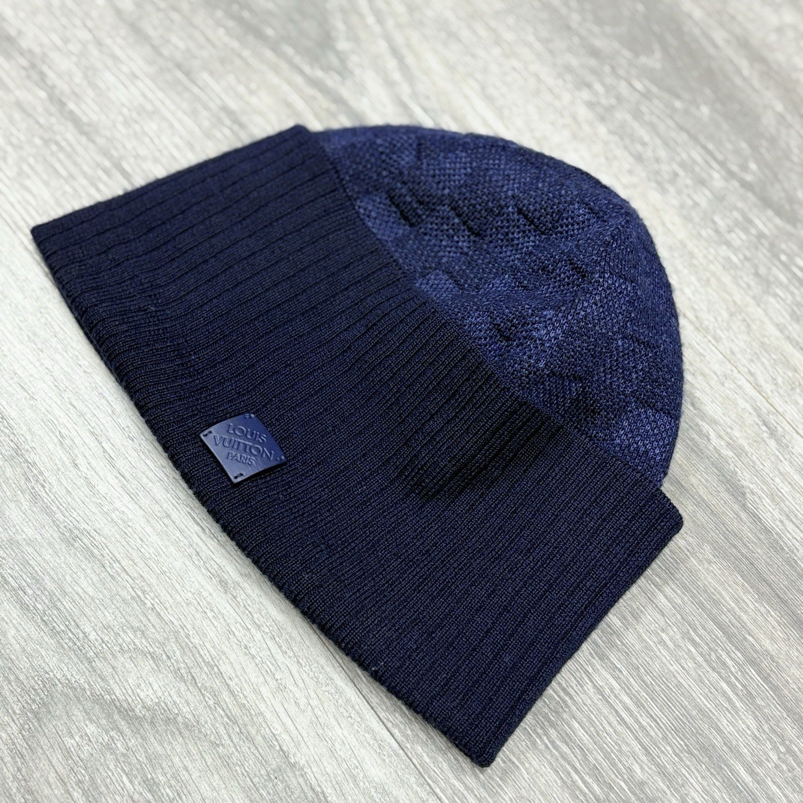 Louis Vuitton Wool Petit Damier Beanie ' Navy ' | GOOD CONDITION!