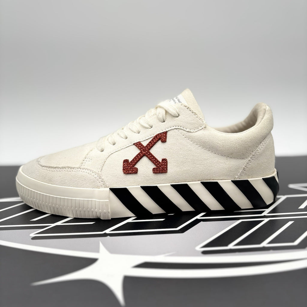 Size 40 (7 US) - Off-White Vulc Sneaker ' White ' | GOOD CONDITION!