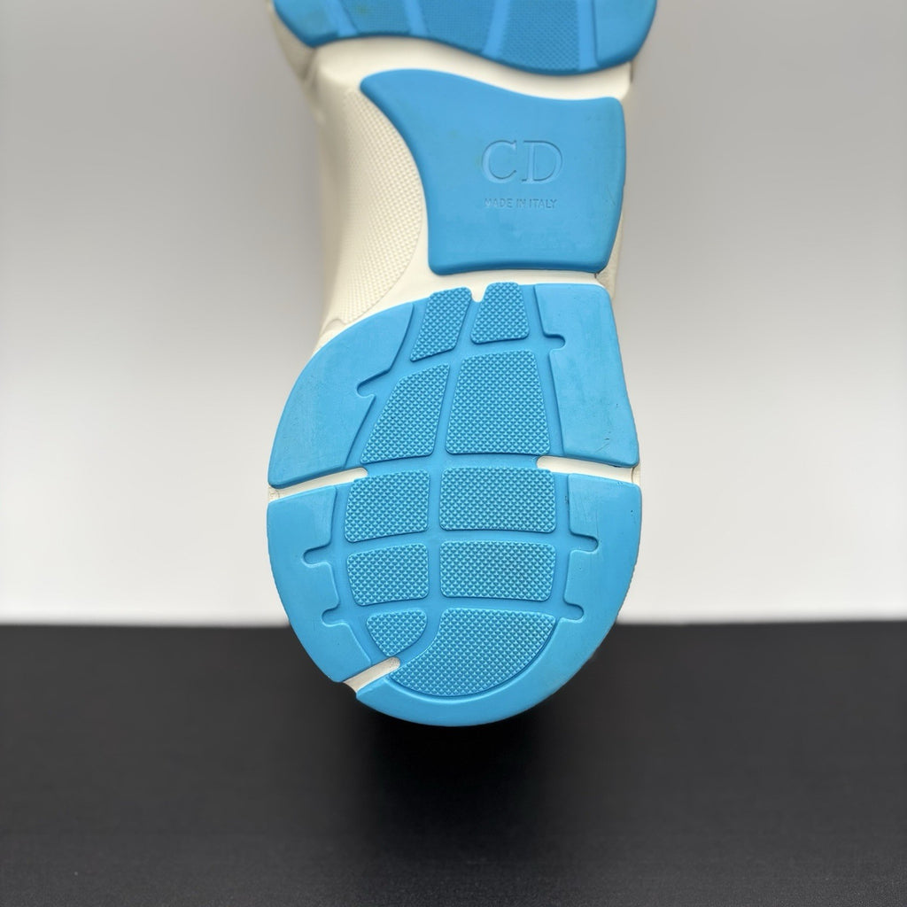 Size 43 (10 US) - Dior B22 Sneaker ' Cream, Light Blue ' | SUPER CLEAN!