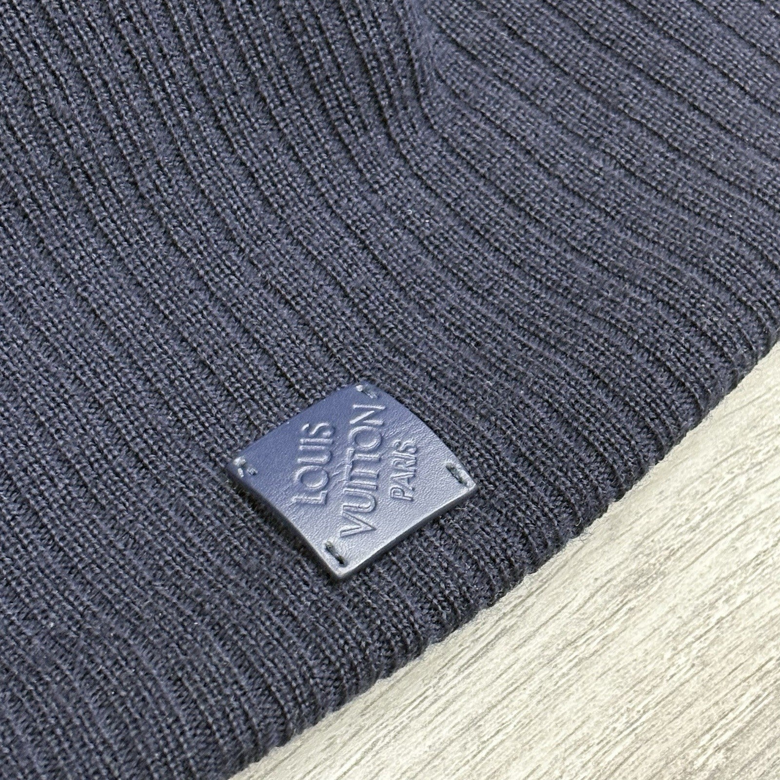 Louis Vuitton Wool Petit Damier Beanie ' Navy ' | GOOD CONDITION!