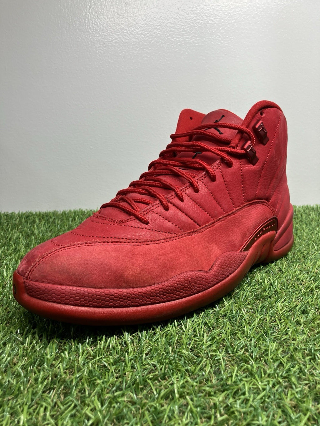 Size 11.5 - Nike Air Jordan 12 Retro ' Gym Red ' | GREAT CONDITION!