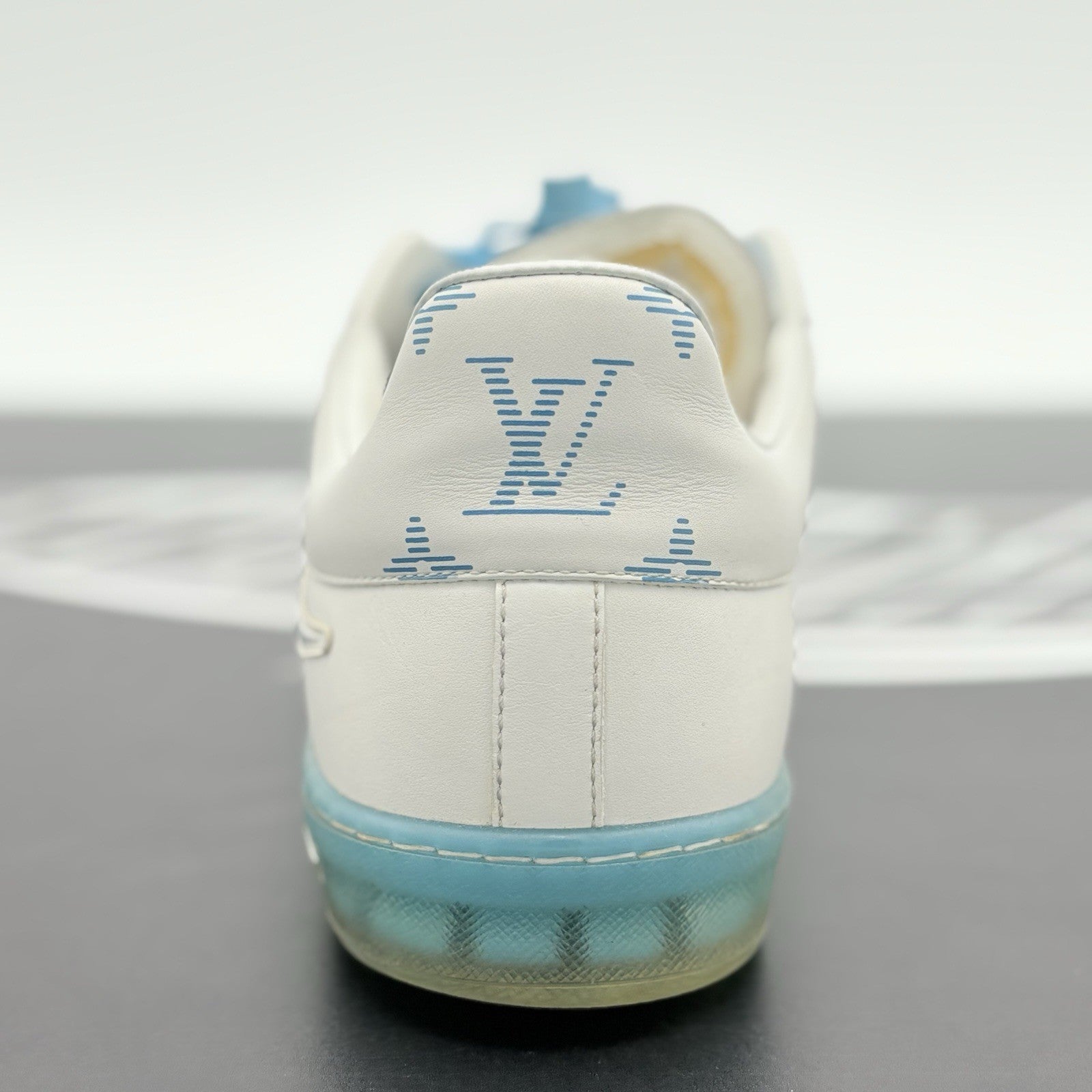 Size 9 LV (10-10.5 US) Louis Vuitton Luxembourg ' White Blue Pink ' |SUPER CLEAN