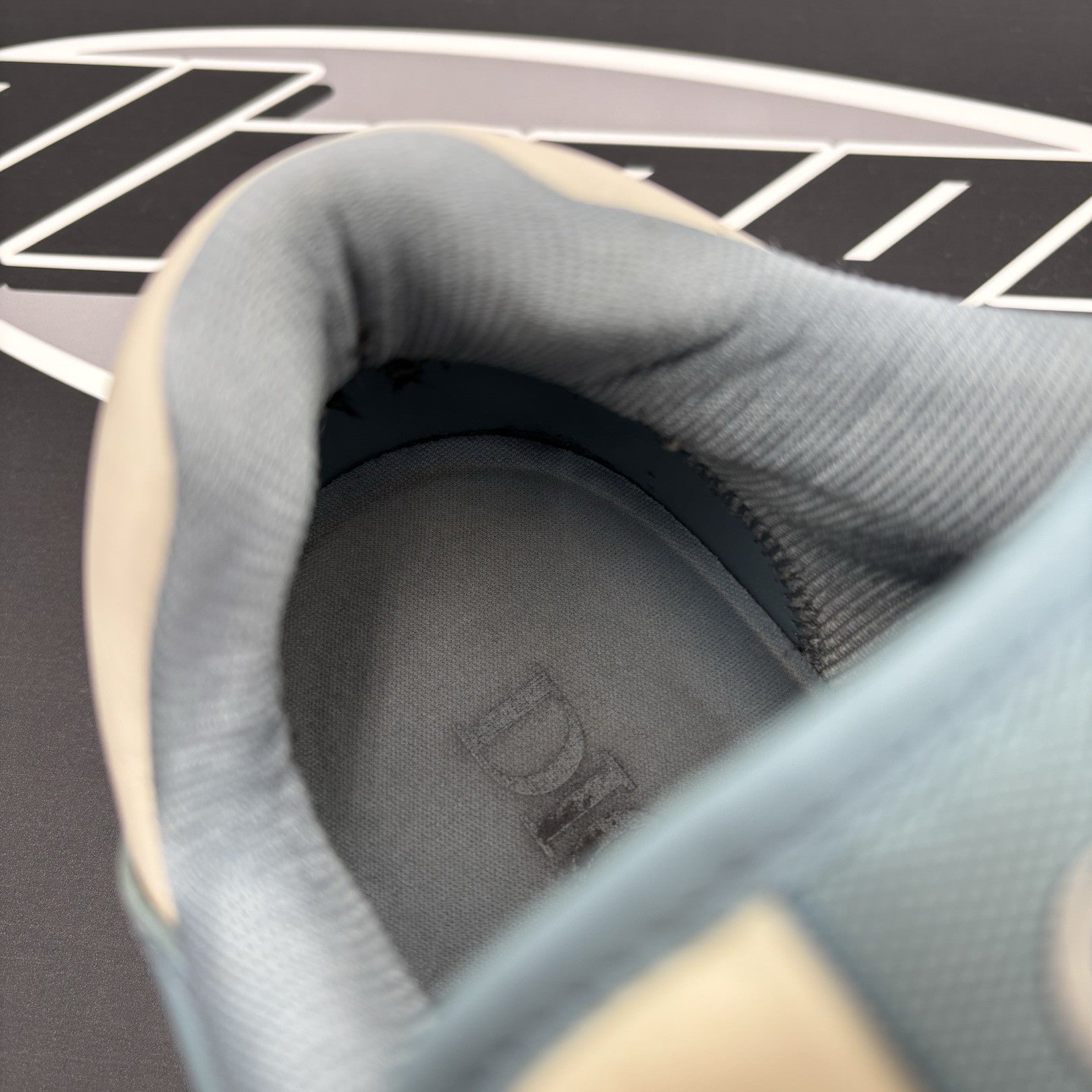 Size 43 (10 US) - Dior B27 Low Dior ' Light Blue ' | GOOD CONDITION!