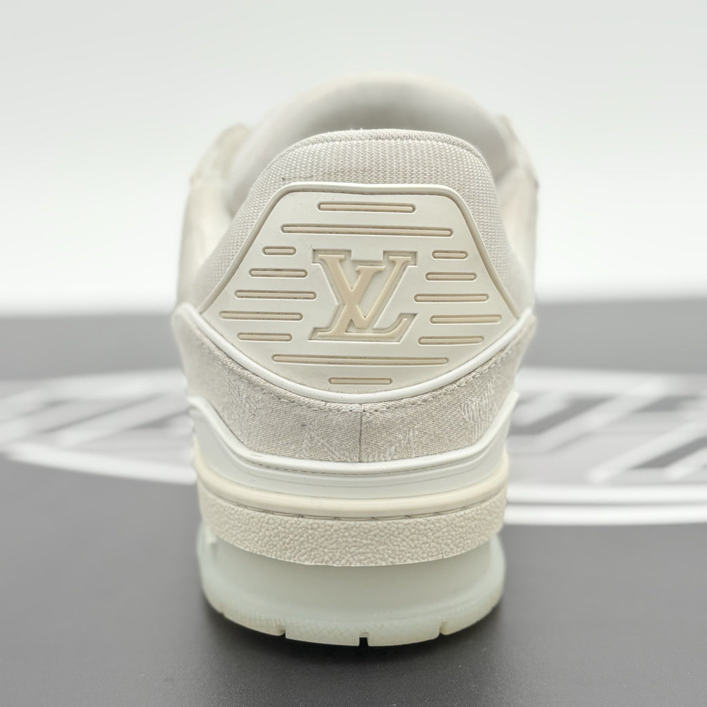 Size 8.5 LV (9.5-10 US) Louis Vuitton Trainer  Denim ' Beige ' | GREAT CONDITION