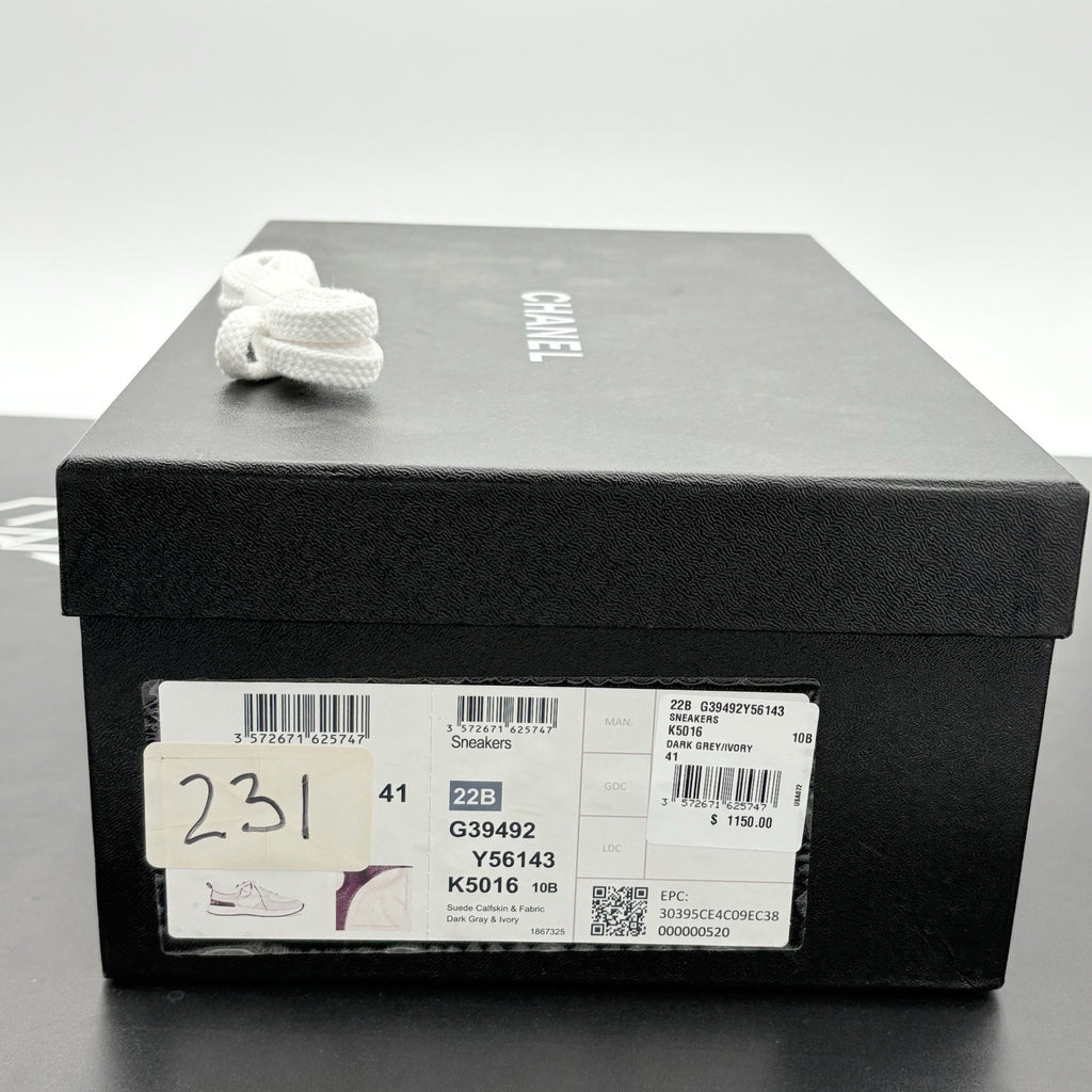 Size 41 (8 US) - Chanel Interlocking CC Logo Suede Sneaker ' Green ' | WORN 1-3x