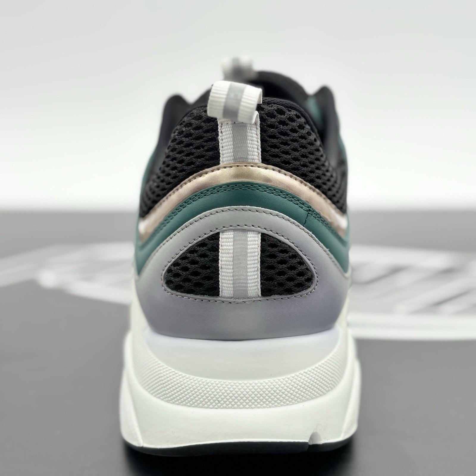 Size 46 (13 US) - Dior B22  Sneaker ' Green White Gold ' | SUPER CLEAN!