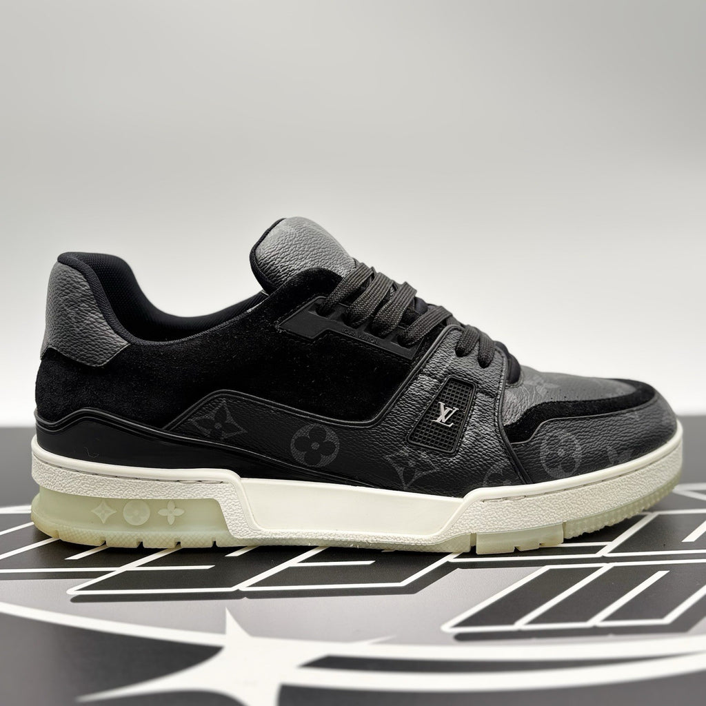 Size 8 LV (9-9.5 US) - Louis Vuitton Trainer ' Black Monogram ' | GOOD CONDITION