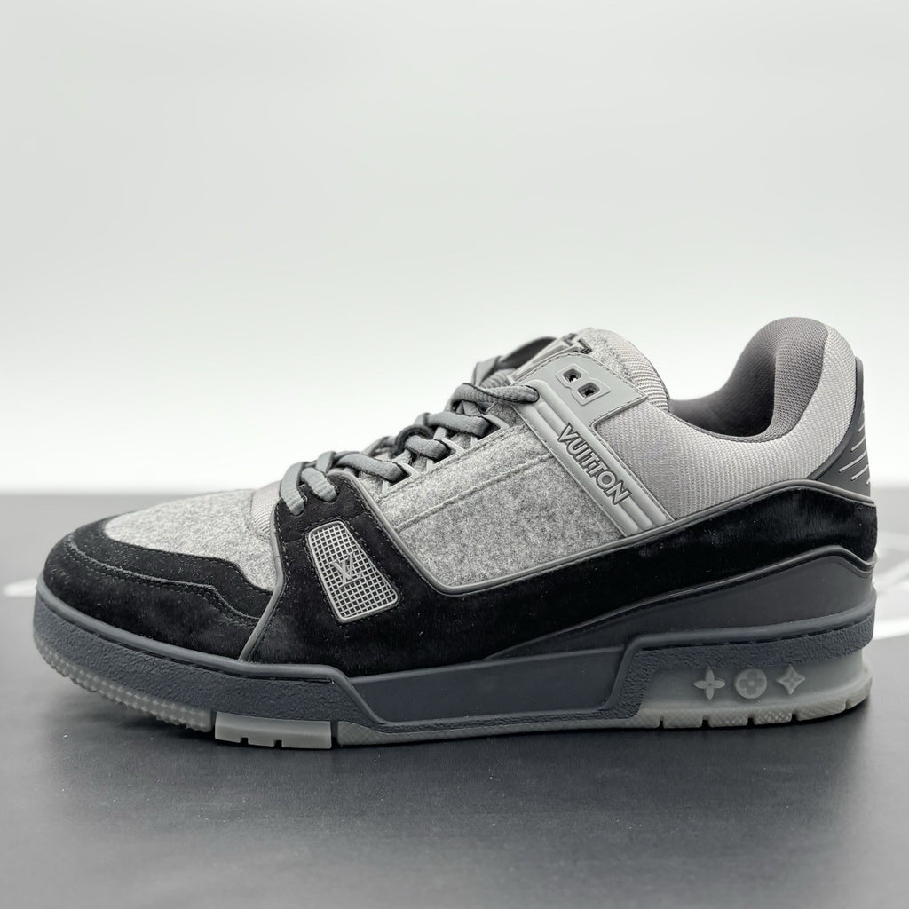 Size 9.5 LV (10.5-11 US) Louis Vuitton Trainer  ' Black Grey ' | SUPER CLEAN!
