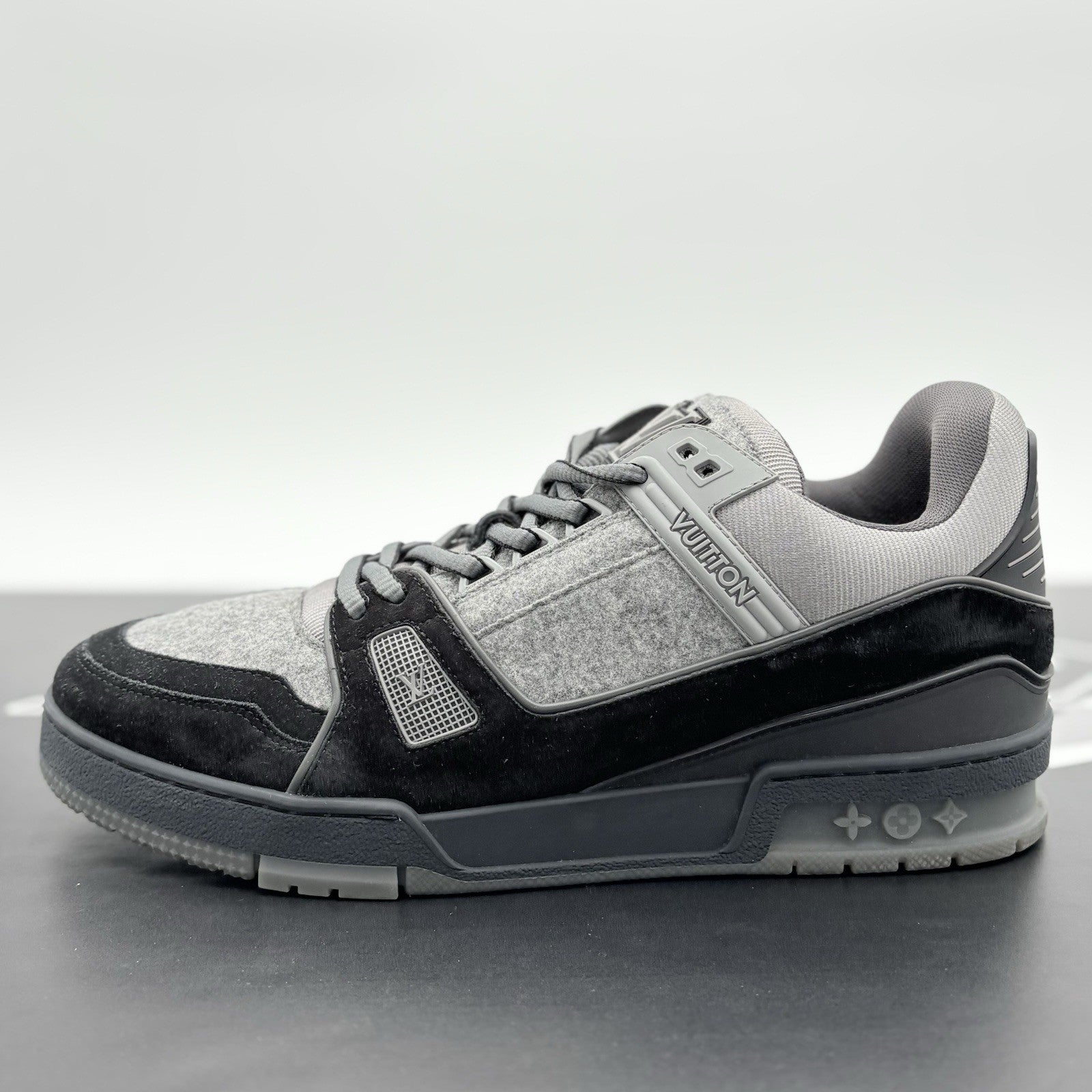 Size 9.5 LV (10.5-11 US) Louis Vuitton Trainer  ' Black Grey ' | SUPER CLEAN!