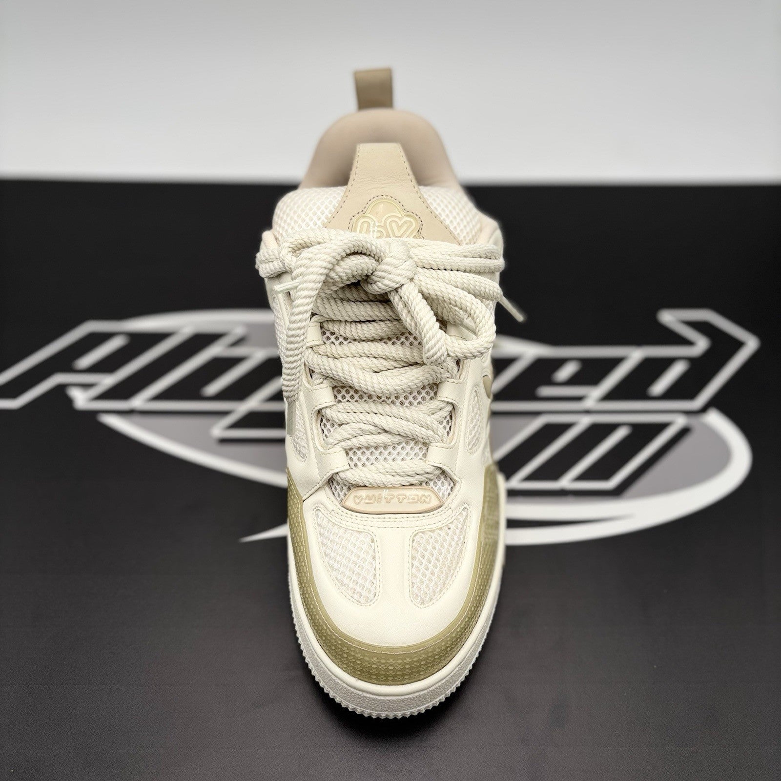 Size 7.5 LV (8.5-9 US) - Louis Vuitton Skate ' Beige White ' | GREAT COND!