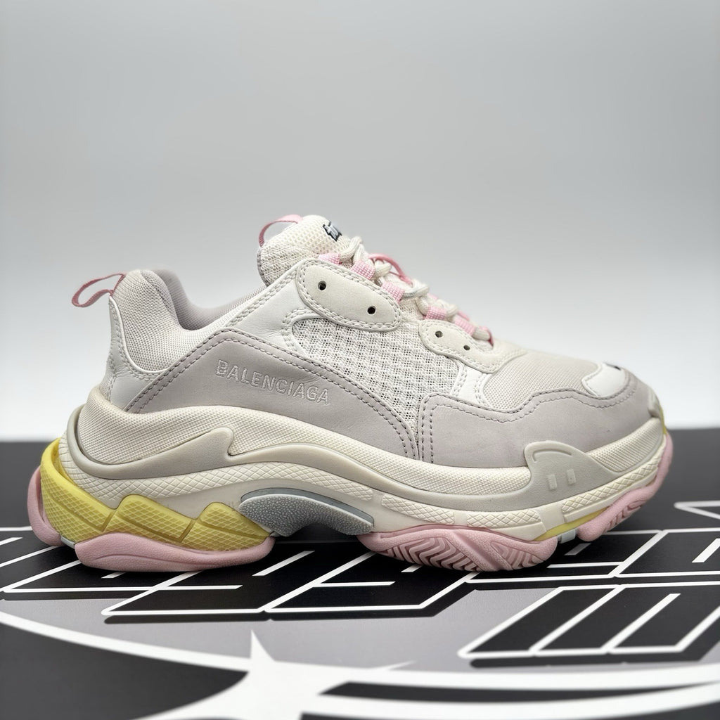 Size 40 (7 US) - Balenciaga Triple S Sneaker ' White, Pink ' | GREAT COND