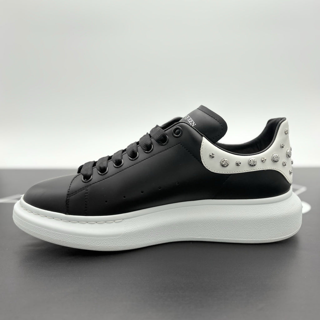 Size 43.5 (10.5 US) Alexander McQueen Studded Oversized ' White Black ' | CLEAN!
