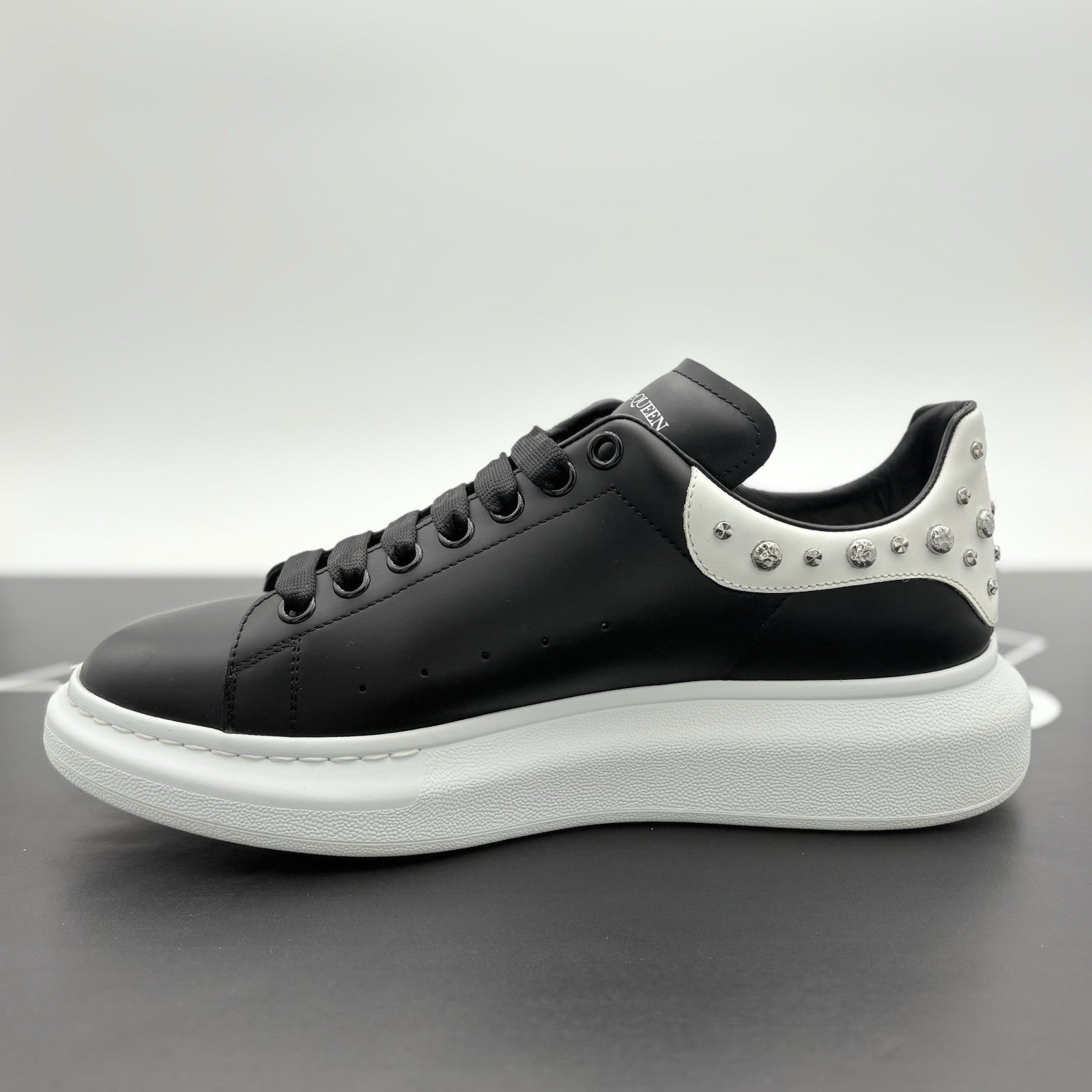 Size 43.5 (10.5 US) Alexander McQueen Studded Oversized ' White Black ' | CLEAN!