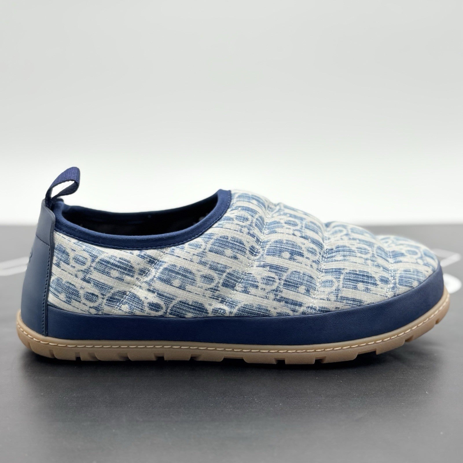 Size 42 (9 US) - Dior Snow ' Quilted Puffer Oblique Slipper - Blue ' | EXCELLENT