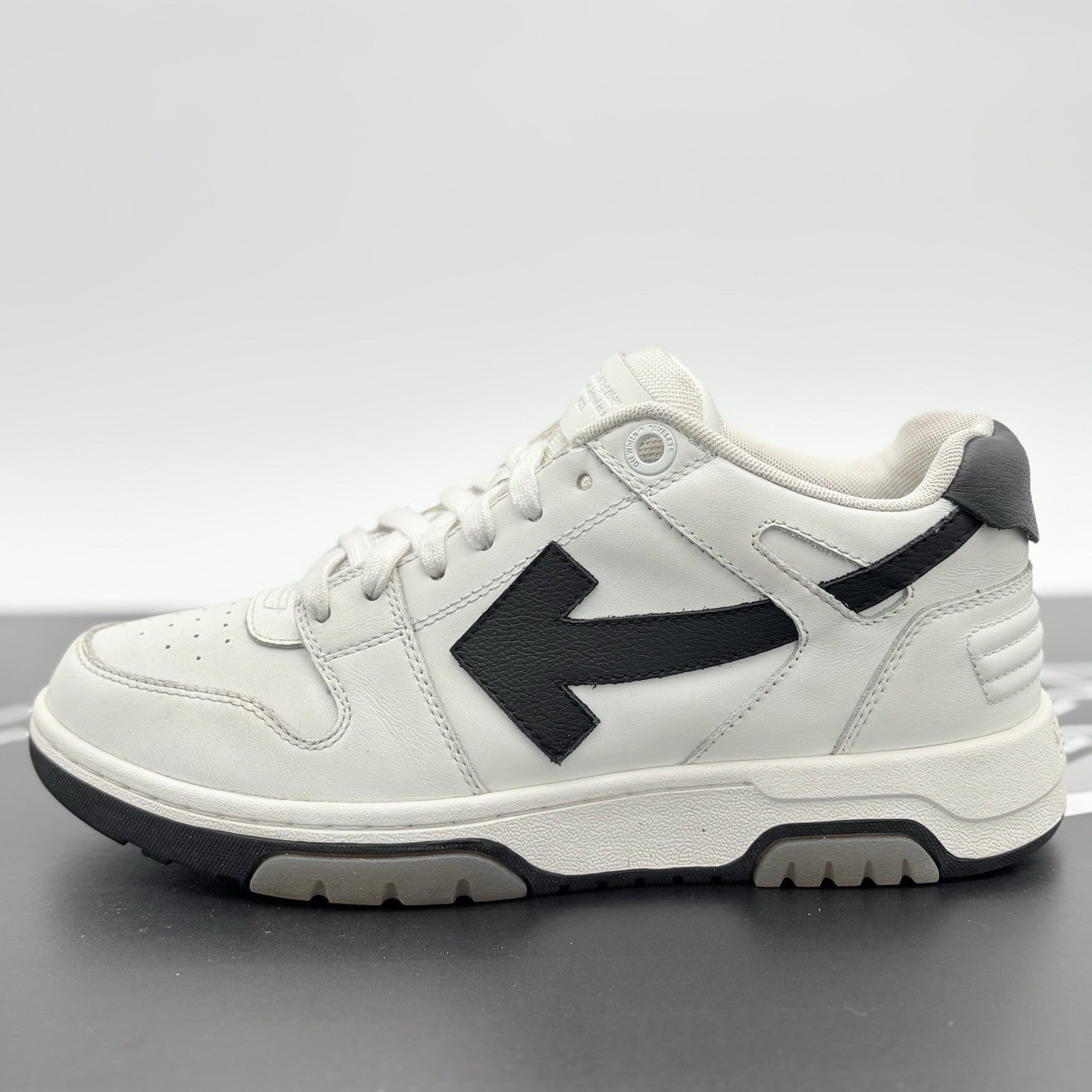 Size 40 (7 US) Off-White Out of Office ' White Black ' | GOOD COND!