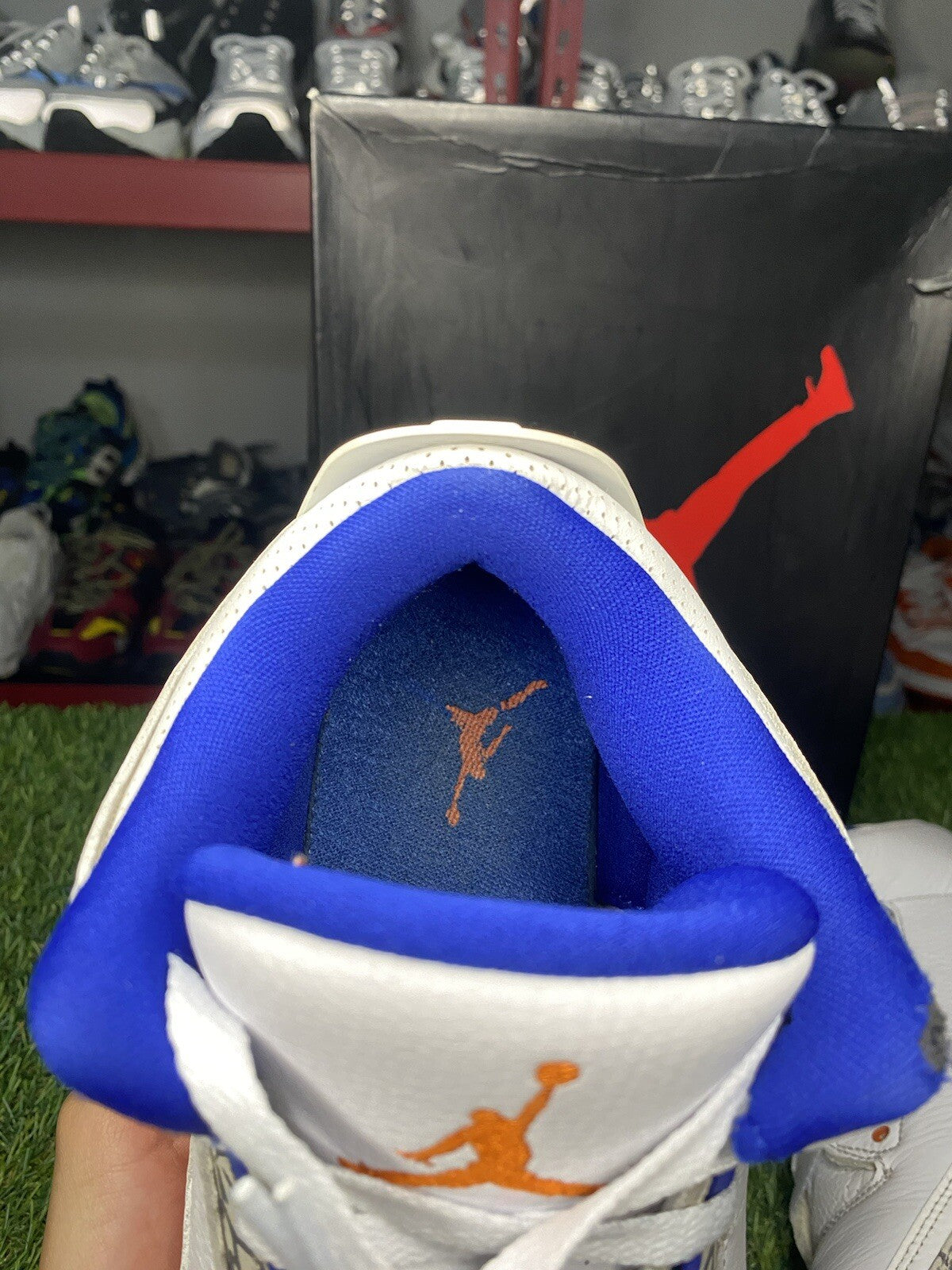 Size 10.5 - Air Jordan 3 Retro Knicks ‘ White, Orange ‘ | GOOD CONDITION!