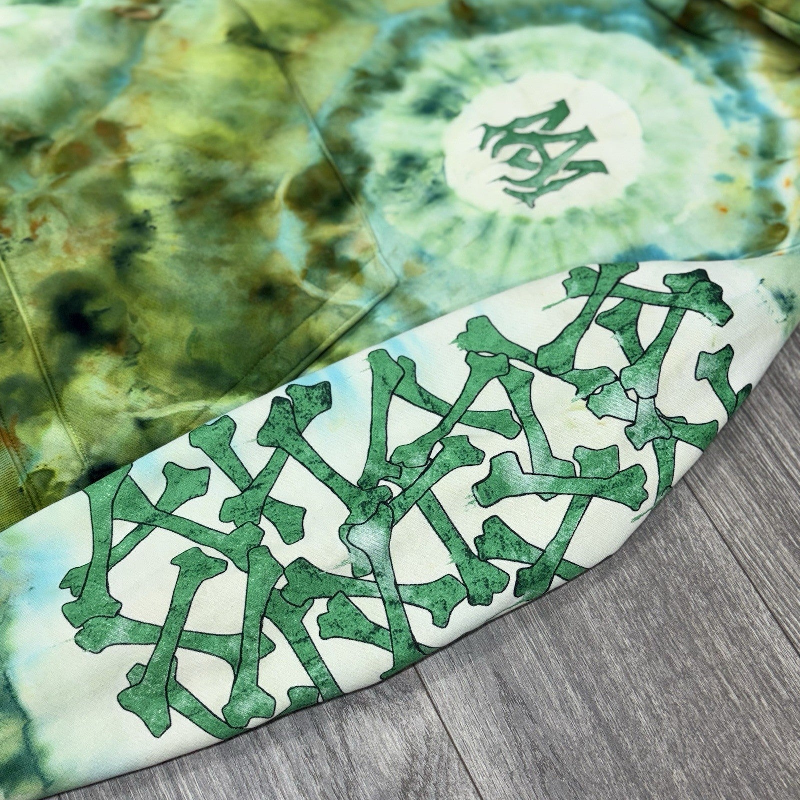 Size M - Amiri Tie Dye Bones Hoodie ' Green ' | GREAT CONDITION!