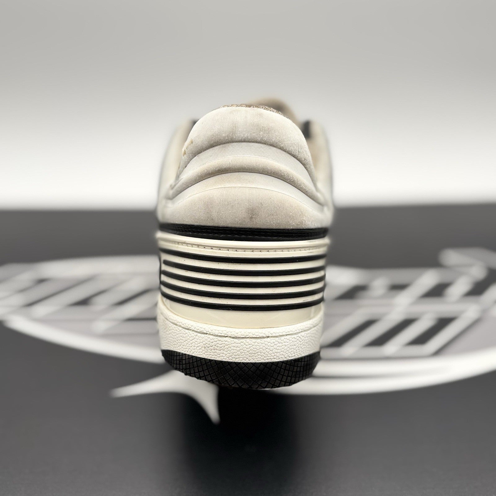 Size 10 G ( 10.5 US) - Gucci Basket ‘ White, Black ‘