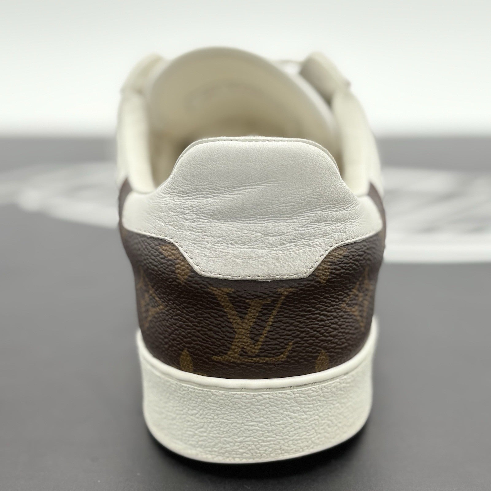 Size 9 LV (10-10.5 US) - Louis Vuitton Rivoli Leather  ' White Brown ' | GOOD!