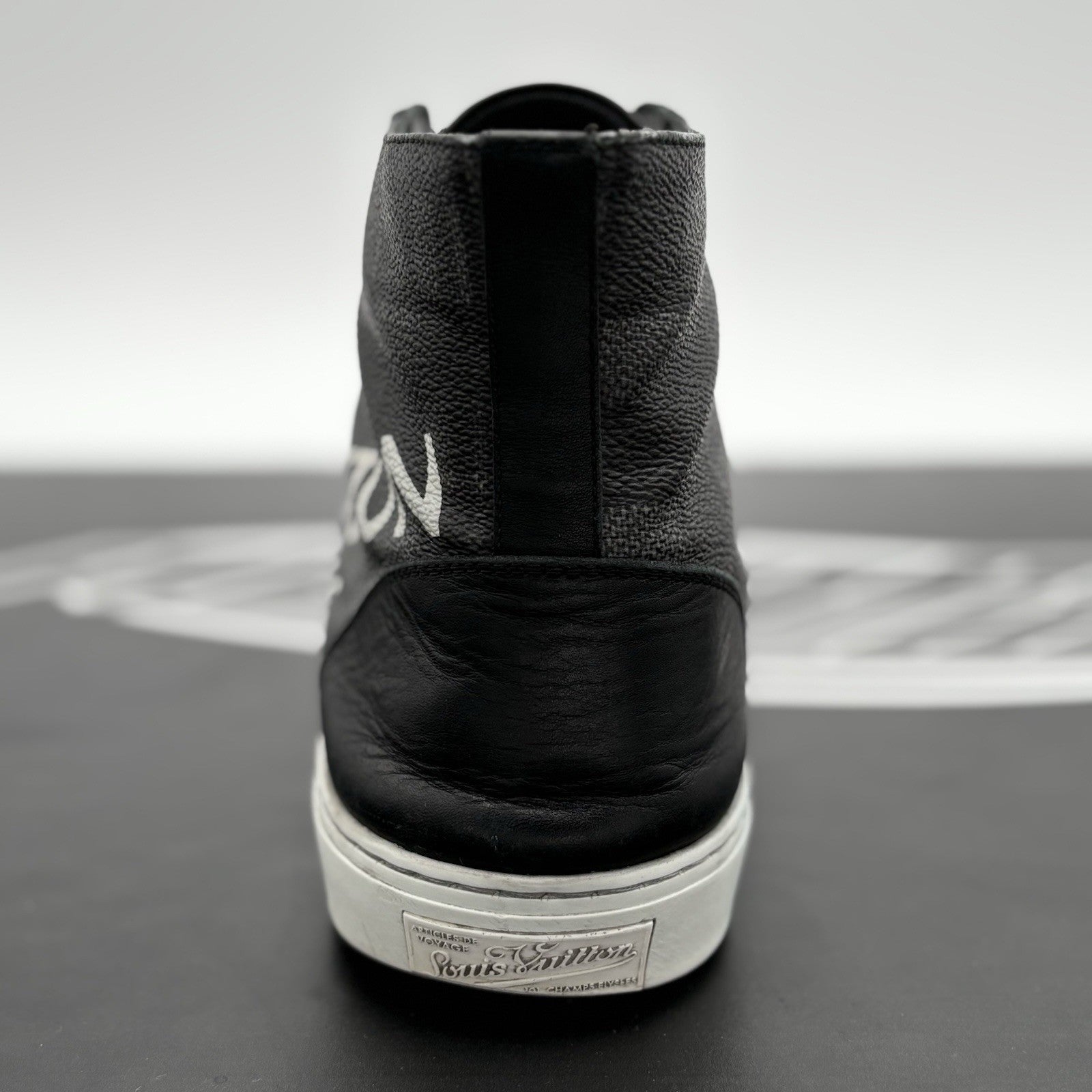 Size 7 LV (8-8.5 US) Louis Vuitton Tattoo Line High Top Damier Graphite - Black