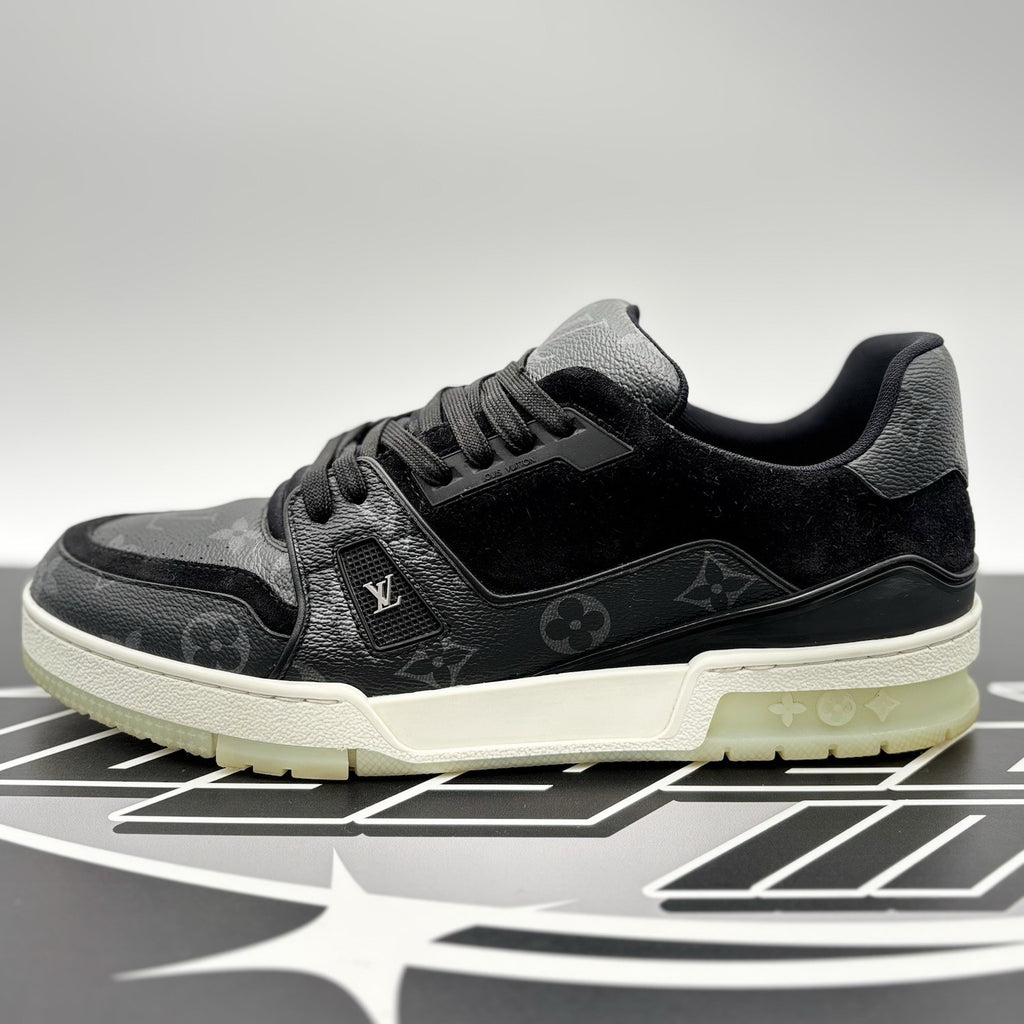 Size 8 LV (9-9.5 US) - Louis Vuitton Trainer ' Black Monogram ' | GOOD CONDITION