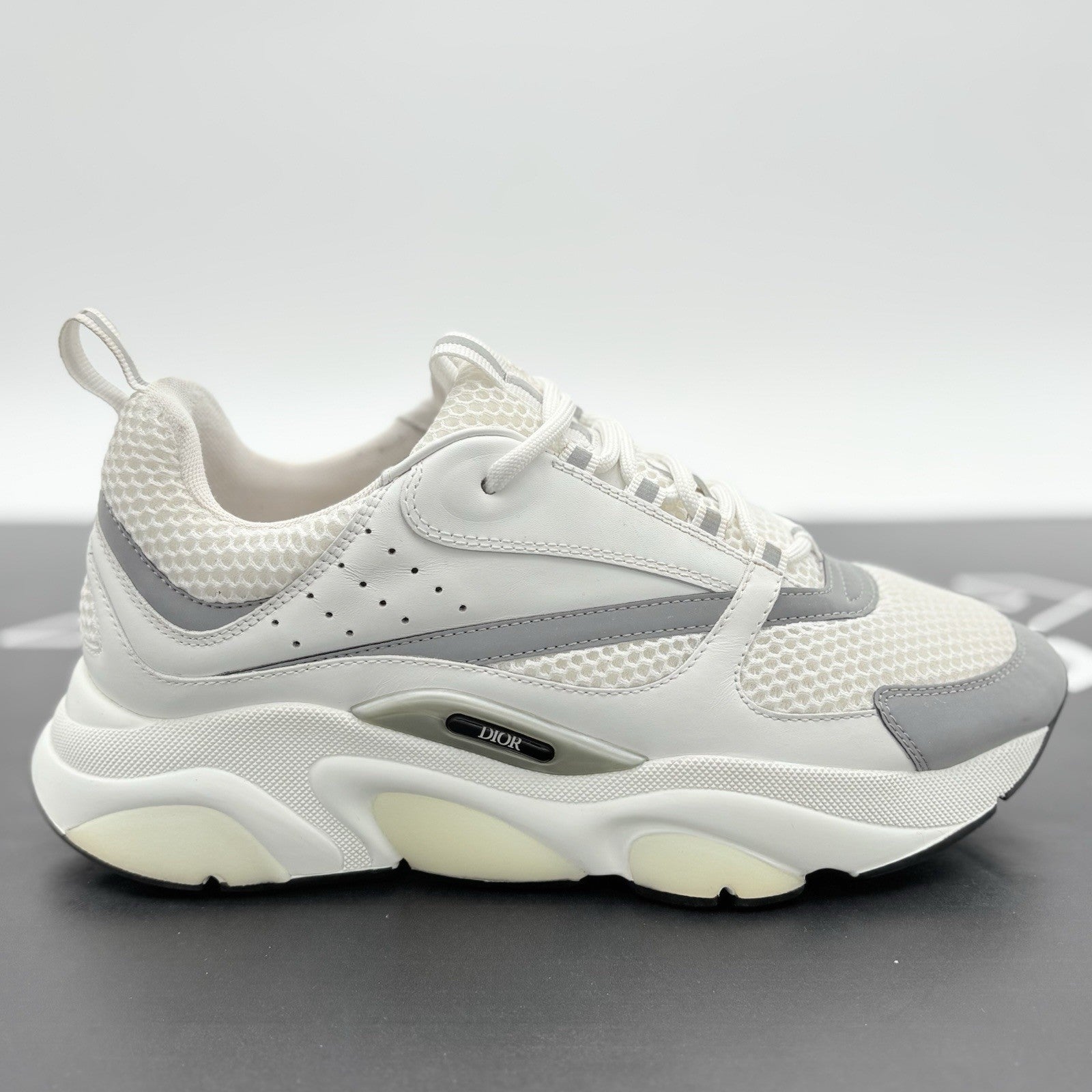 Size 42 (9 US) - Dior B22 Sneaker ' White Reflective ' | GREAT CONDITION!