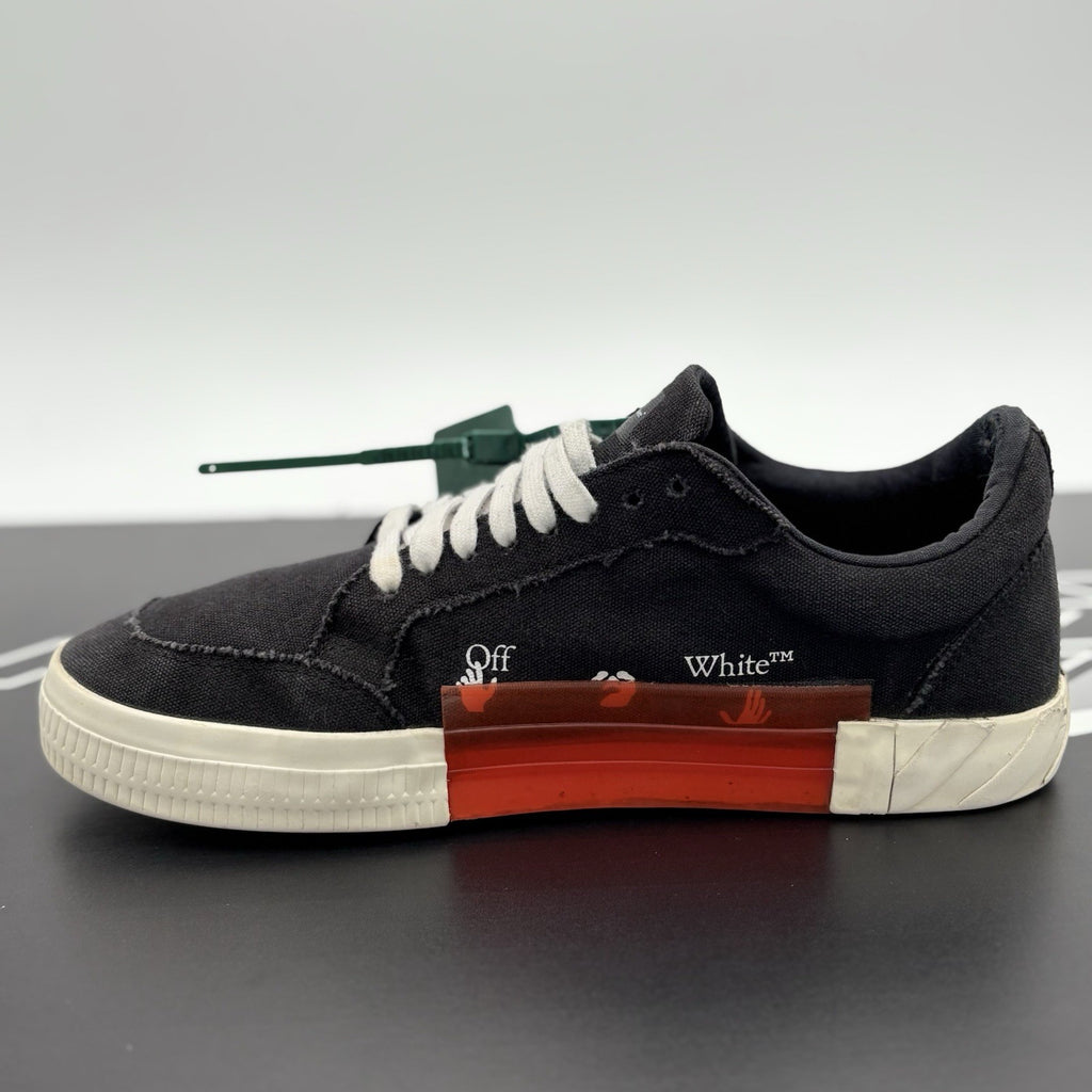 Size 44 (11 US) Off-White Vulc Sneaker ' Black White ' | GOOD CONDITION!