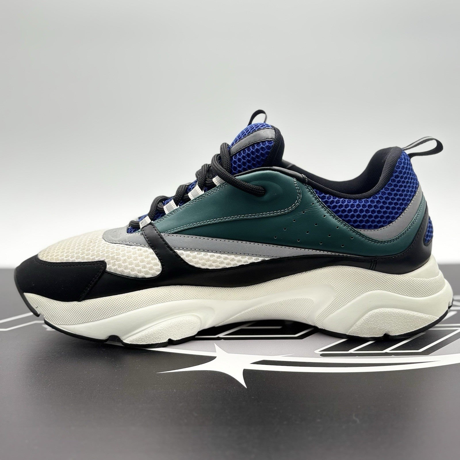Size 50 (17 US) - Dior B22 Sneaker ' White Deep Green ' | GREAT CONDITION!