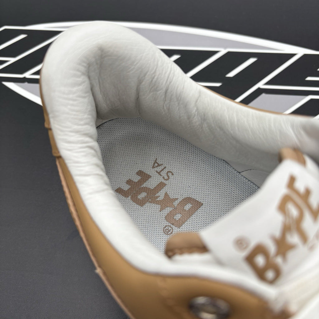 Size 10 - A Bathing Ape Bape Sta ' White Beige ' | GREAT CONDITION!