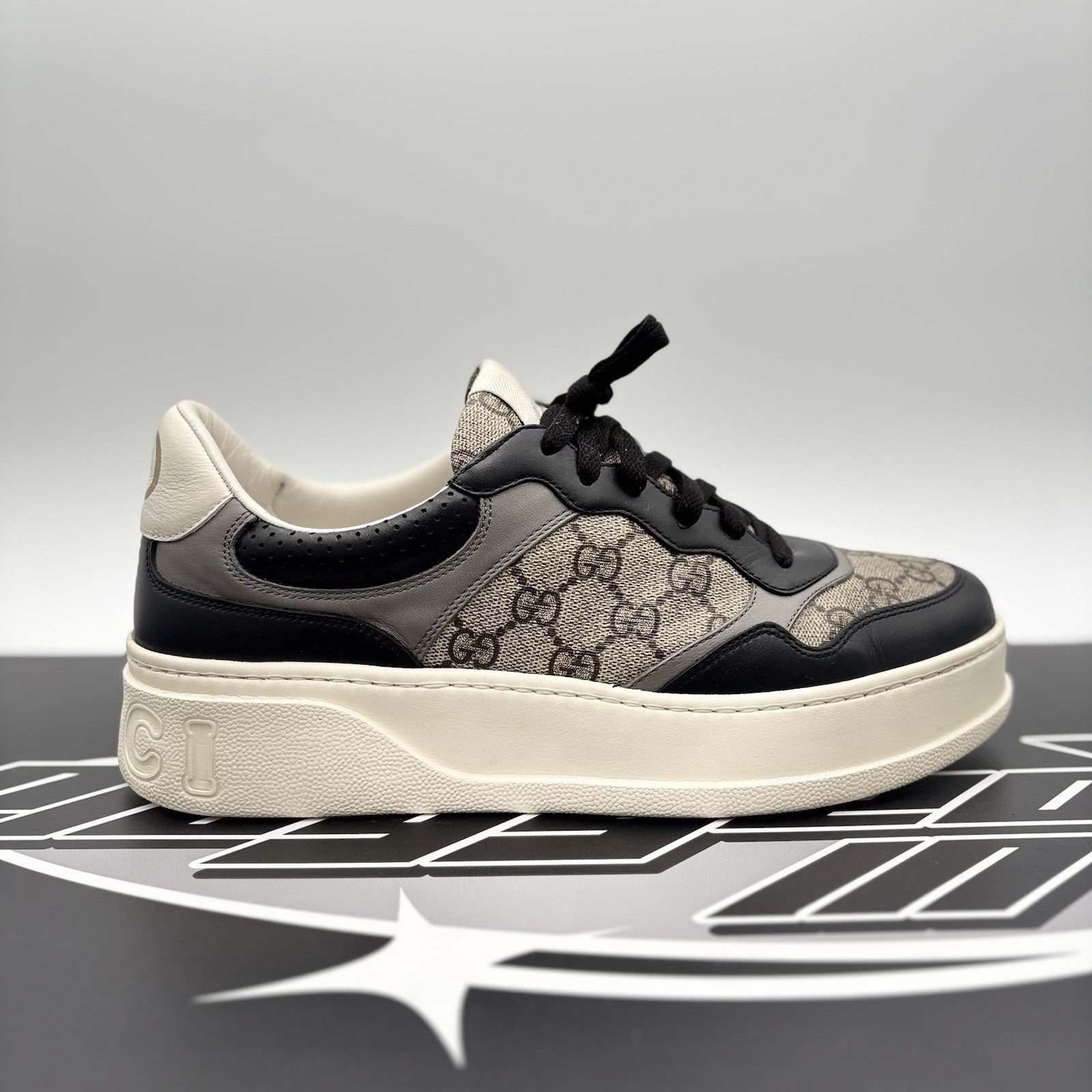 Size 8.5G (9 US) - Gucci GG Supreme ' Beige, Ebony ' | GOOD CONDITION!