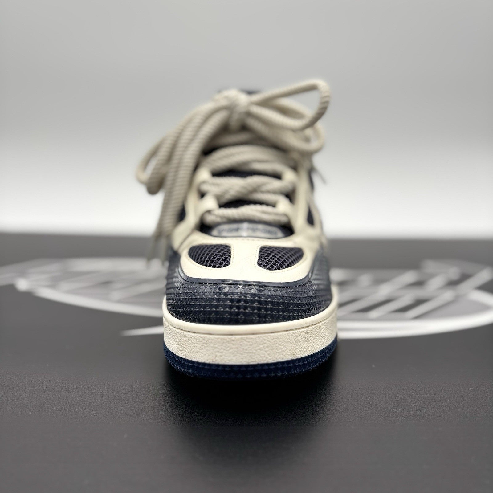 Size 8 LV (9-9.5 US) - Louis Vuitton Skate ' Marine ' | GREAT CONDITION!