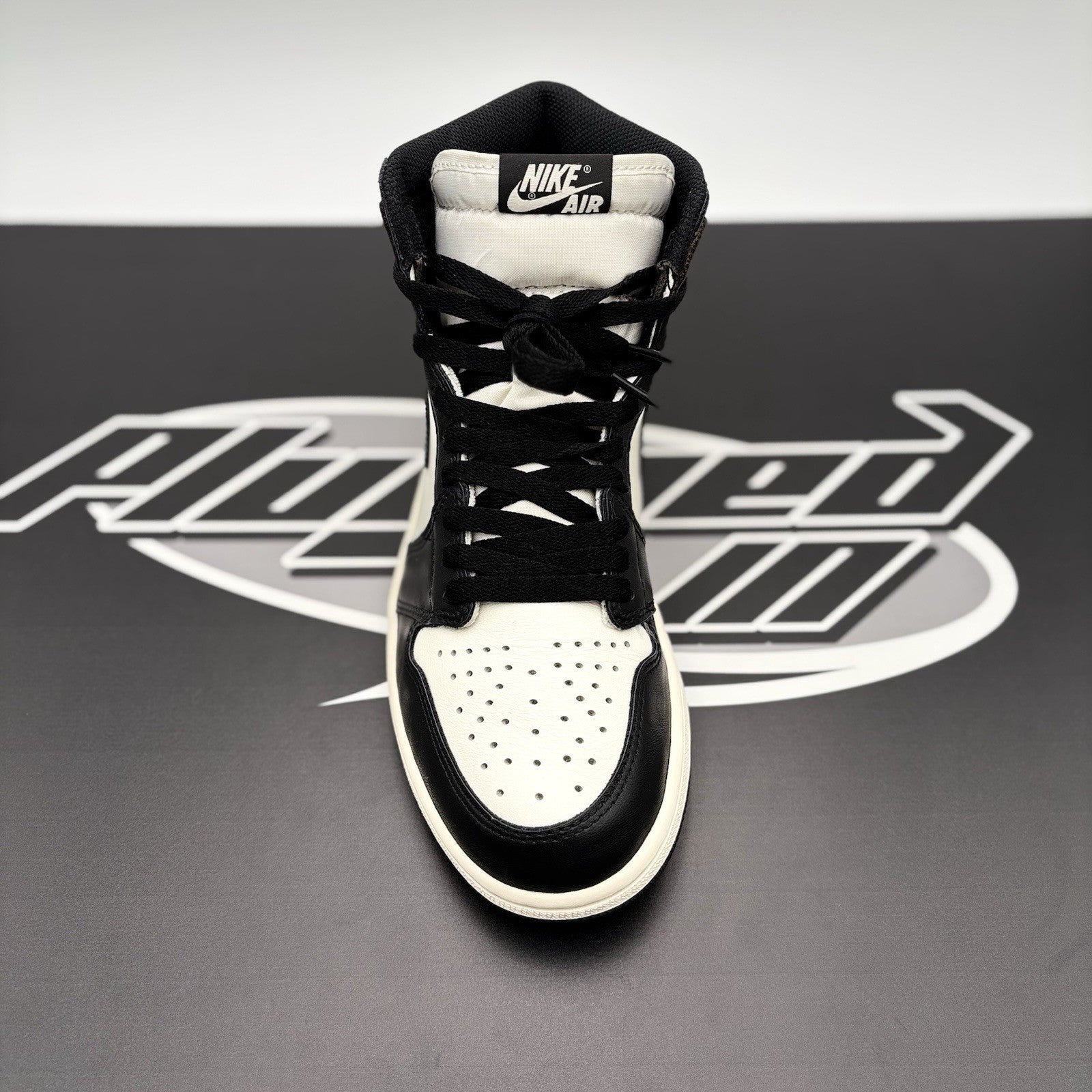 Size 8.5 - Air Jordan 1 Retro OG High ' Dark Mocha ' | GOOD CONDITION!