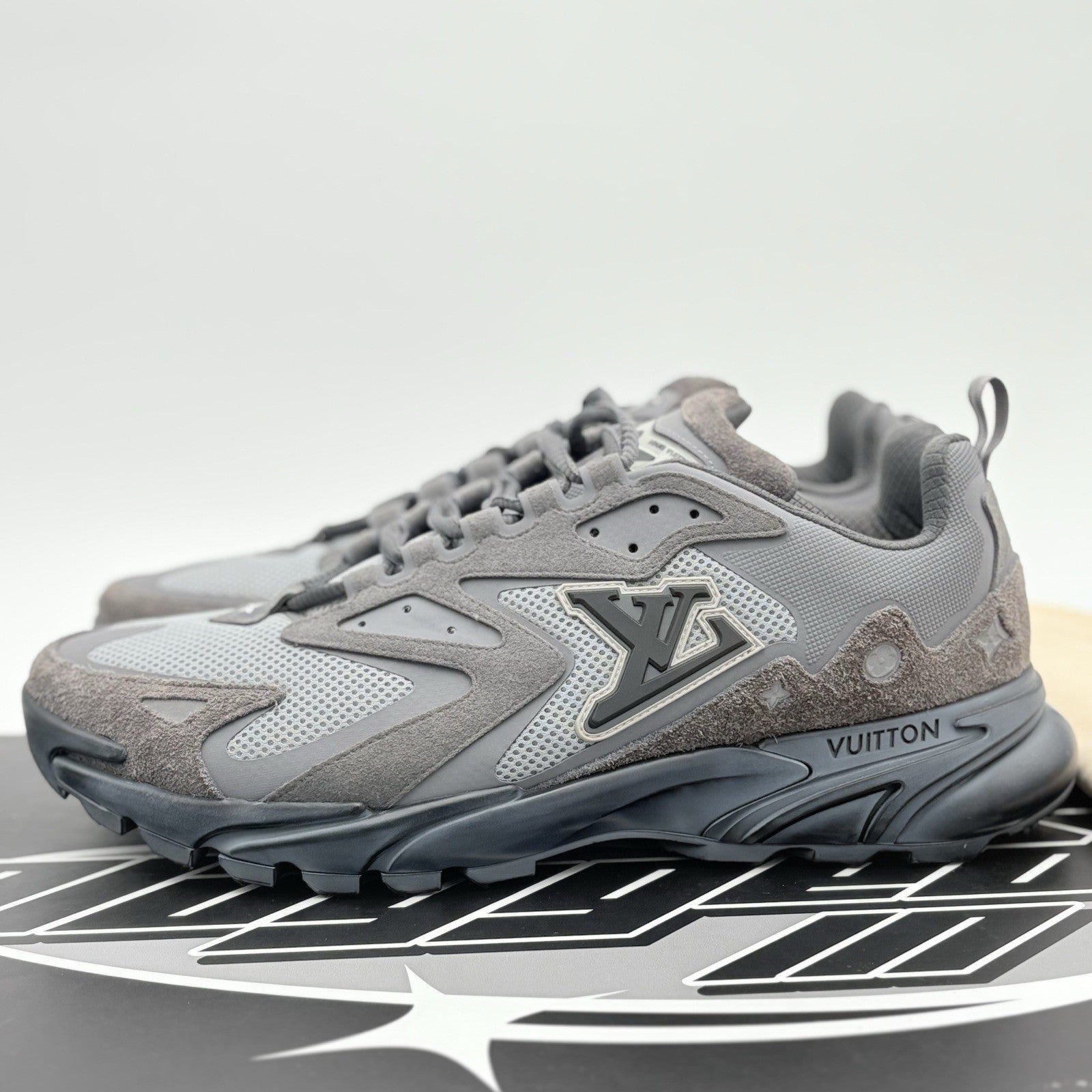 Size 12 LV (13-13:5 US) Louis Vuitton Tactic Runner ' Grey ' | SUPER CLEAN!