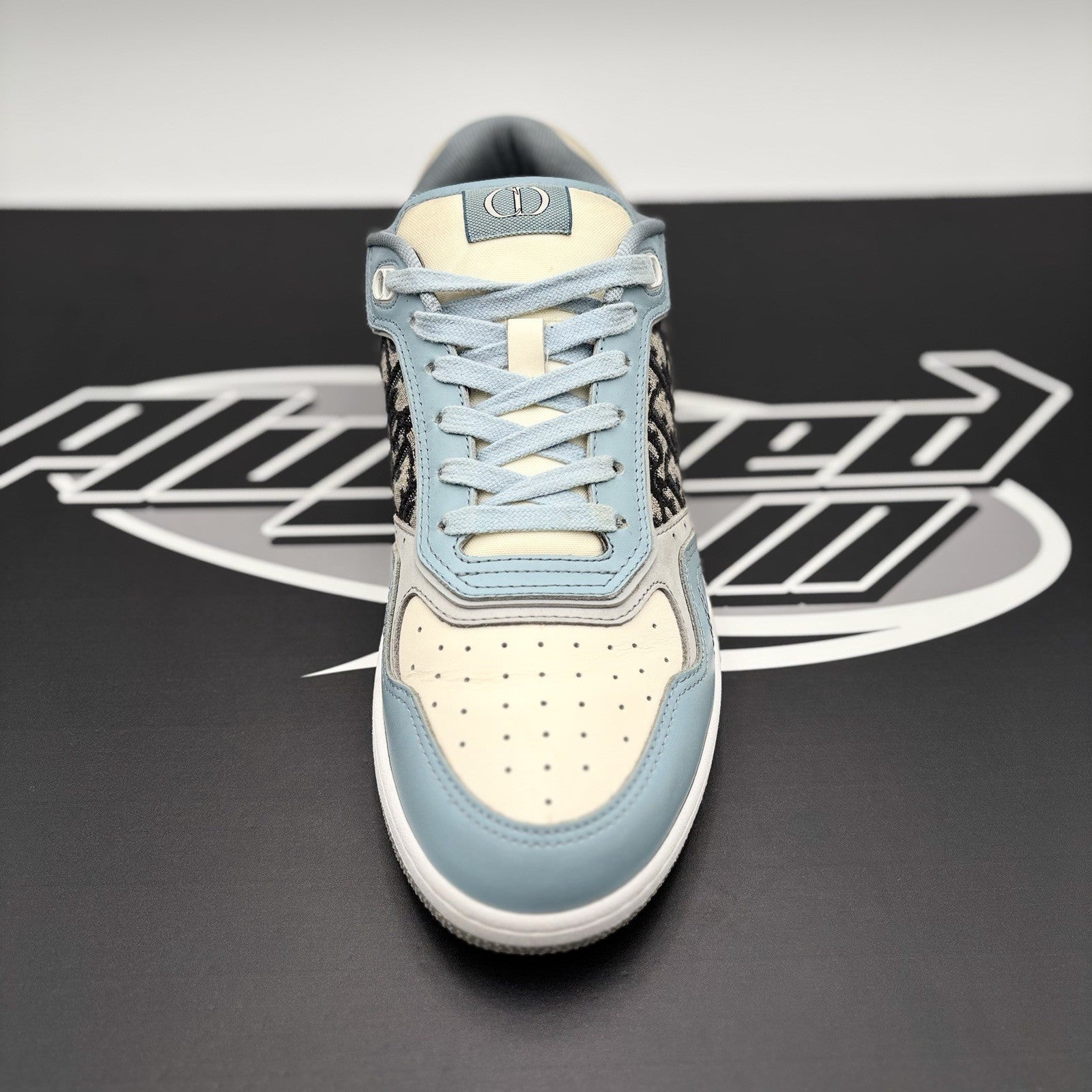 Size 43 (10 US) - Dior B27 Low Dior ' Light Blue ' | GOOD CONDITION!