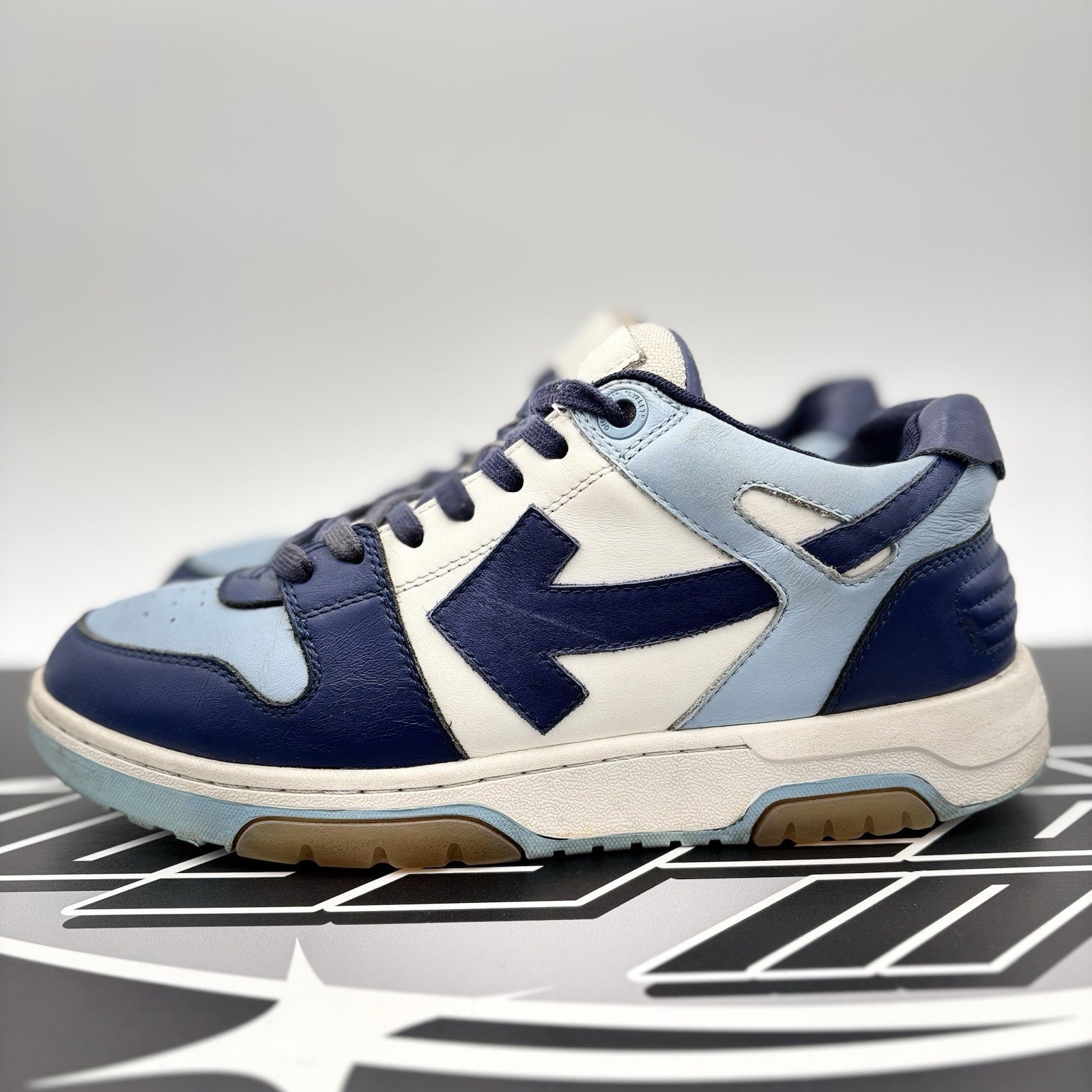 Size 42 (9 US) Off-White Out Of Office ' Blue White '