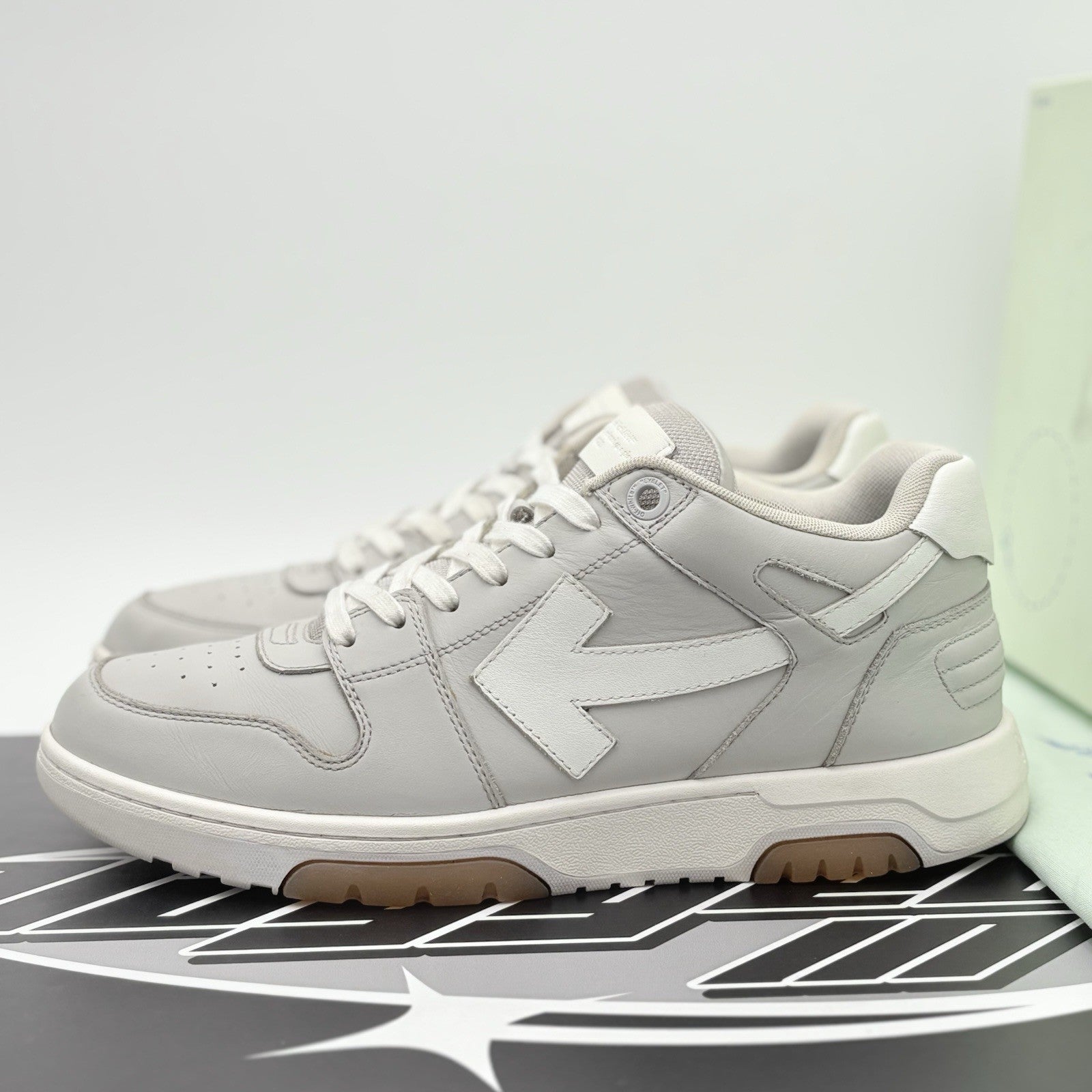 Size 44 (11 US) Off-White Out of Office ' Grey White ' | GREAT CONDITION!