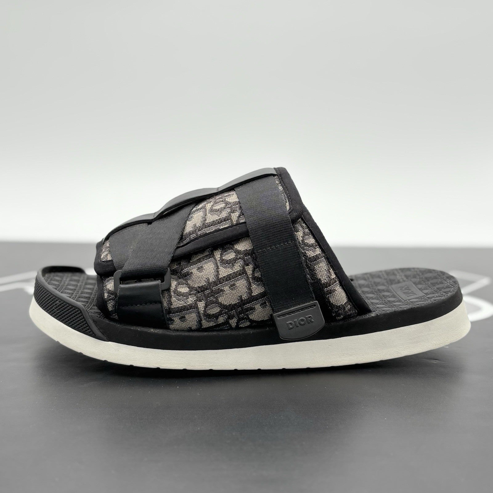 Size 42 (9 US) - Dior Alpha Oblique Sandal Slides ' Beige ' | GOOD CONDITION!