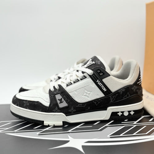 Size 10 LV (11-11.5 US) Louis Vuitton Trainer ' Black White ' | GREAT CONDITION!