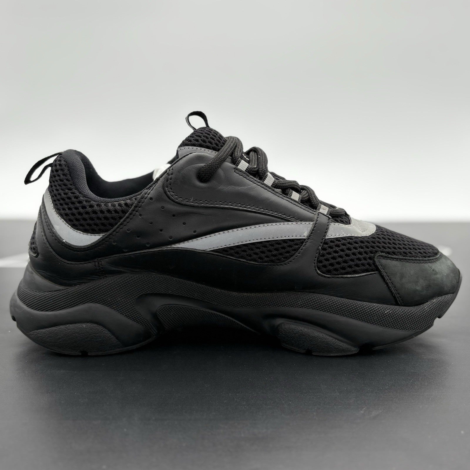 Size 44 (11 US) - Dior B22 Sneaker ' Black ' | GOOD CONDITION!