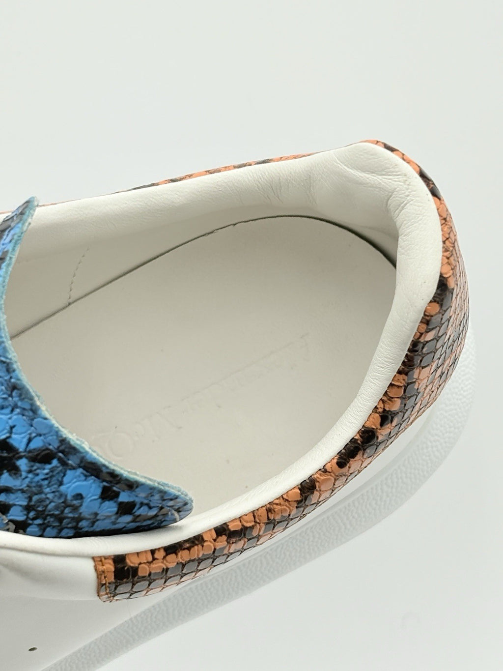 Size 41 (8 US) Alexander McQueen ' White Multi Snake Print ' | SUPER CLEAN!