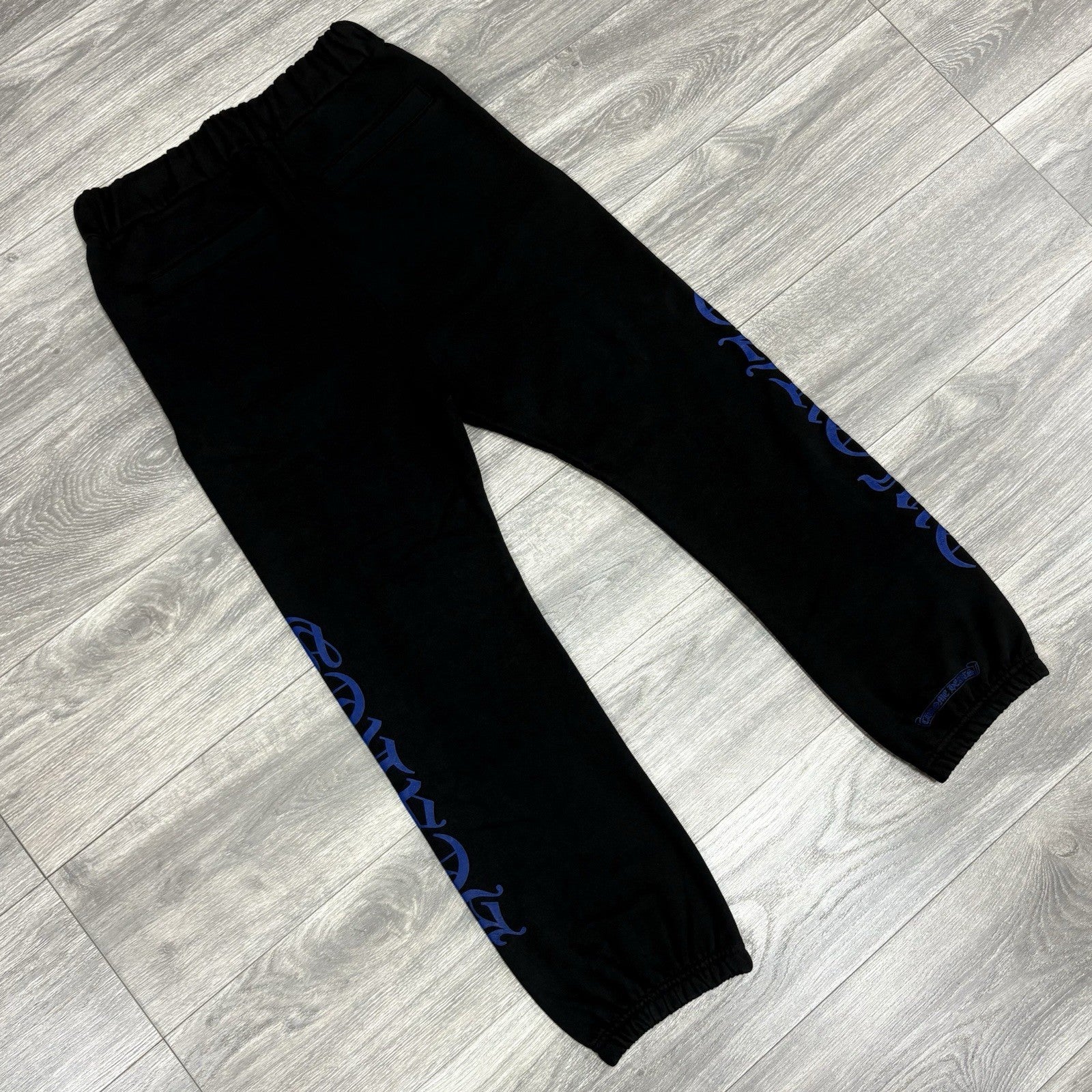 Size XXL - Chrome Hearts Horseshoe Logo Sweatpants ' Blue Black ' | NEW!
