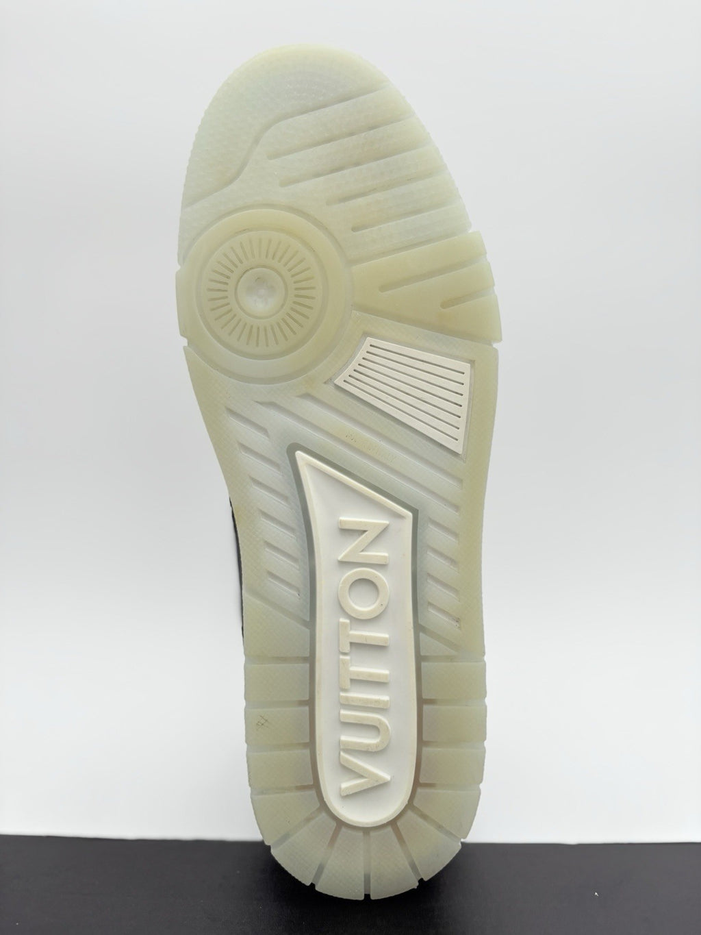 Size 9 LV (10-10.5 US) - Louis Vuitton Trainer ' Black ' | SUPER CLEAN!