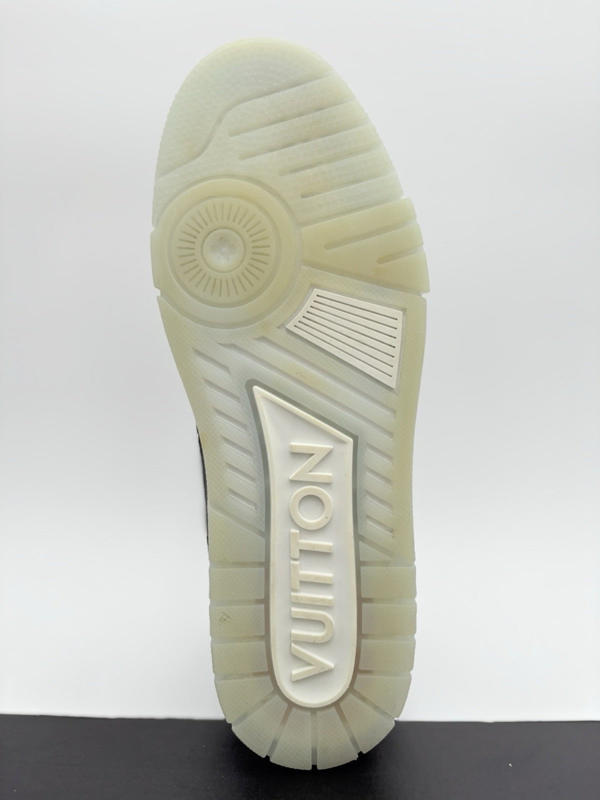 Size 9 LV (10-10.5 US) - Louis Vuitton Trainer ' Black ' | SUPER CLEAN!