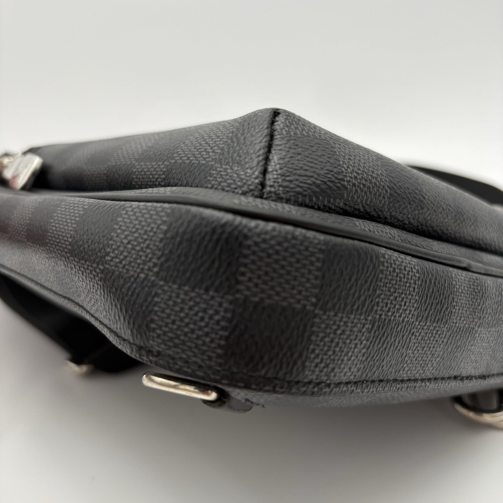 Louis Vuitton Sling Bag Damier Graphite Canvas ' Black ' | SUPER CLEAN!