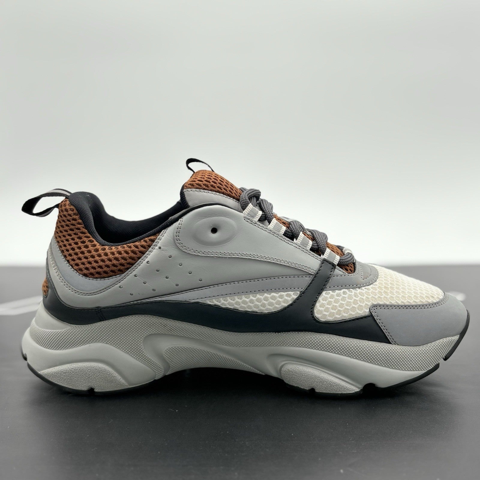 Size 43 (10 US) - Dior B22 Sneaker ' Brown ' | SUPER CLEAN!
