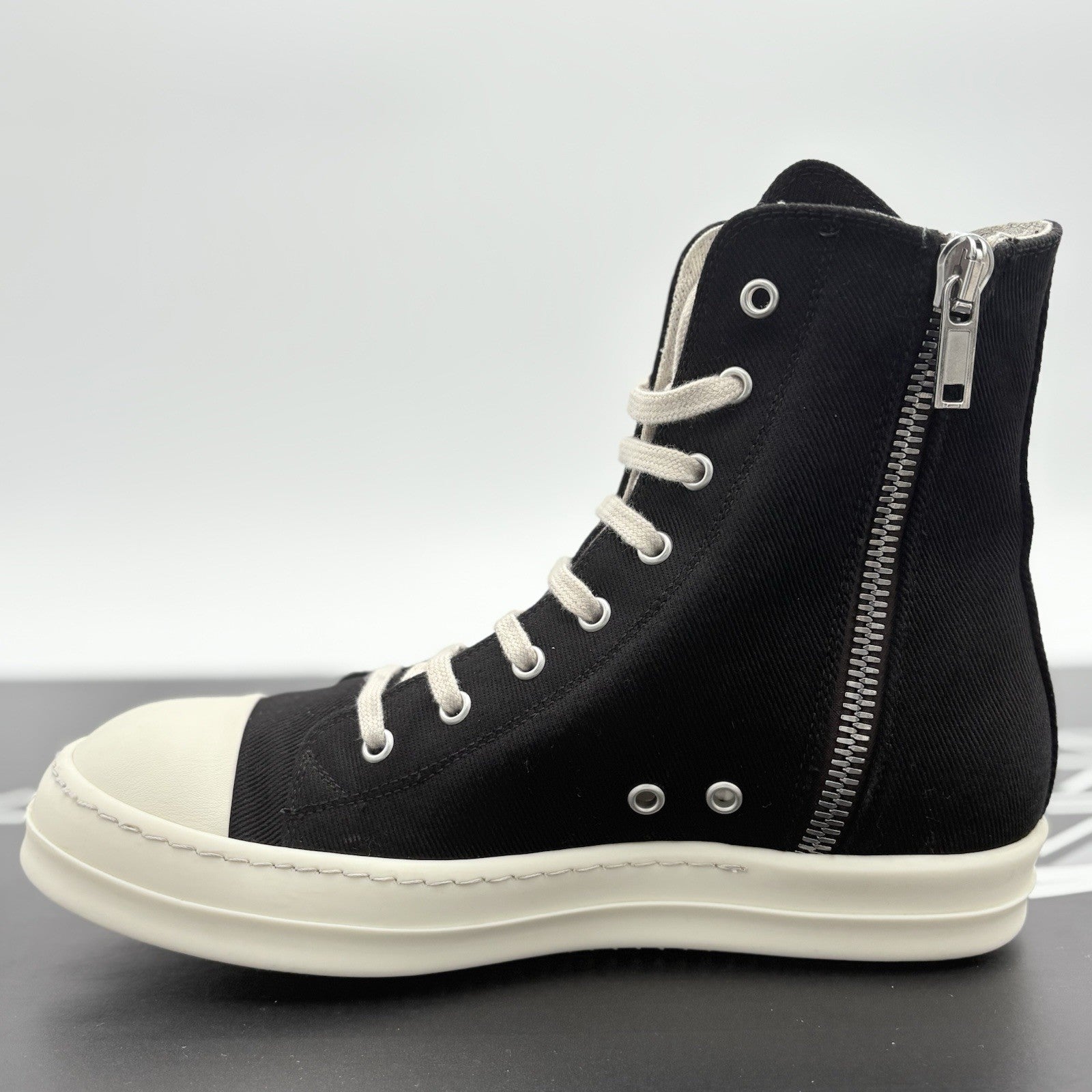 Size 40 (7 US) Rick Owens Ramones Cargo ' Black Milk ' | SUPER CLEAN!