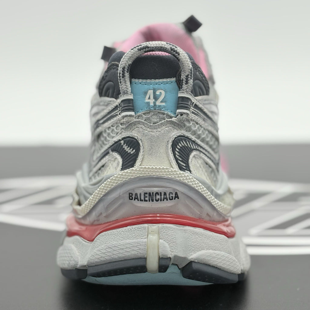 Size 42 (9 US) - Balenciaga Runner ' Grey Pink Blue ' | SUPER CLEAN!